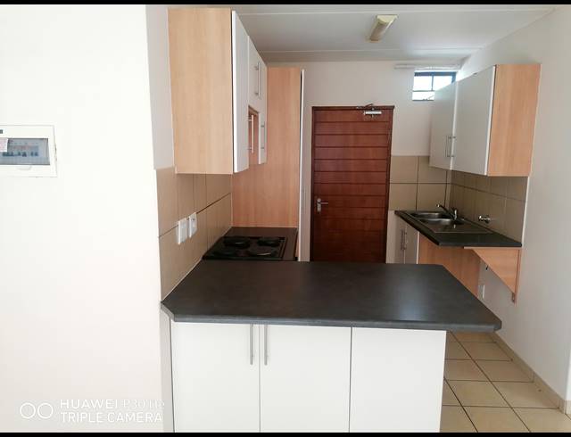 2 BEDROOM FLAT RENTED IN DIE WILGERS
